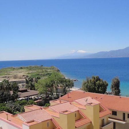 Hotel Residence Thalassa Reggio di Calabria Bagian luar foto