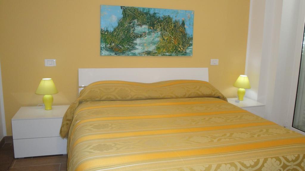 Hotel Residence Thalassa Reggio di Calabria Bagian luar foto