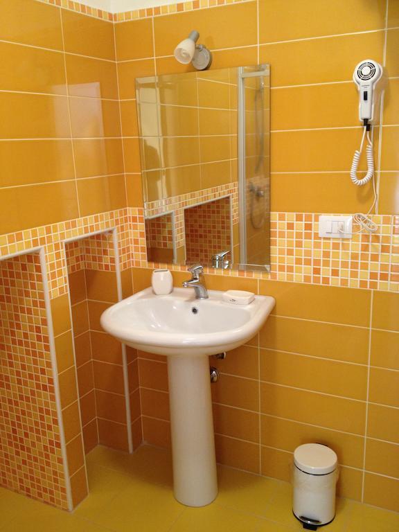 Hotel Residence Thalassa Reggio di Calabria Ruang foto