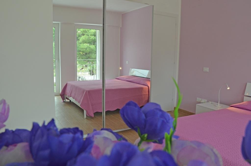 Hotel Residence Thalassa Reggio di Calabria Ruang foto